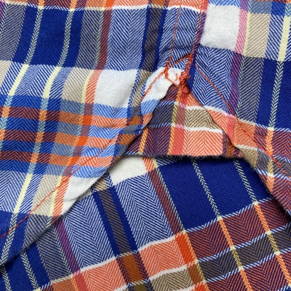 GapKids Plaid Shirt - Picture 5 of 6